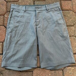 NIKE Golf men’s size 30 grey shorts